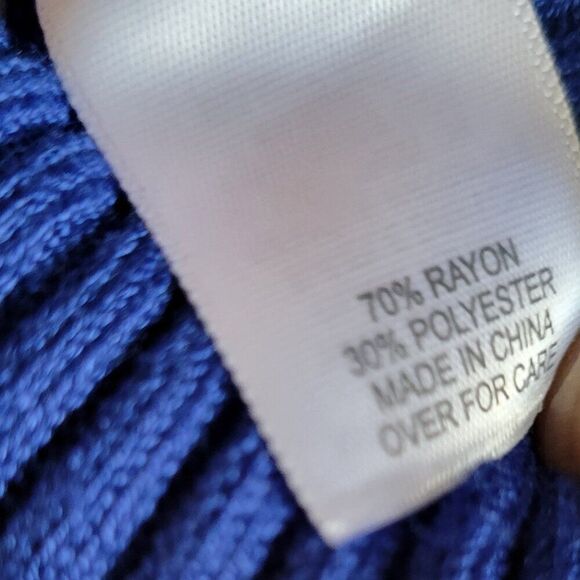 NEW Relativity Sweater Cobalt Blue Y2K gold buttons Sz M Y2K ribbed bold NWT - Picture 8 of 9